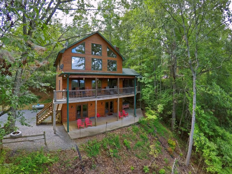 Live Auction Item 1: 7 Nights At A Mountain Cabin in North Georgia